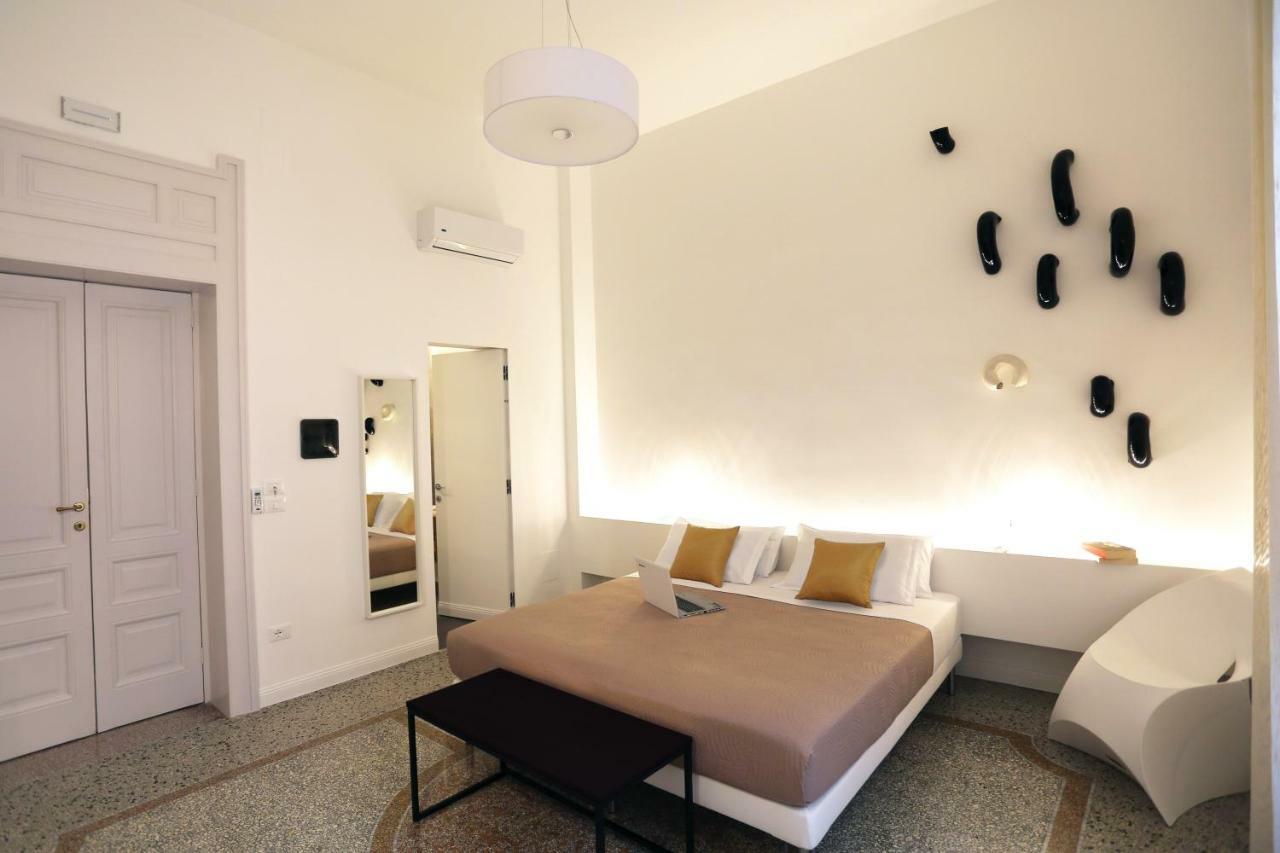 Re Ruggero Rooms Reggio di Calabria Ngoại thất bức ảnh