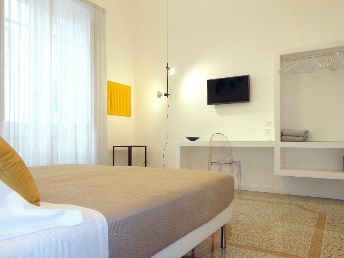 Re Ruggero Rooms Reggio di Calabria Ngoại thất bức ảnh